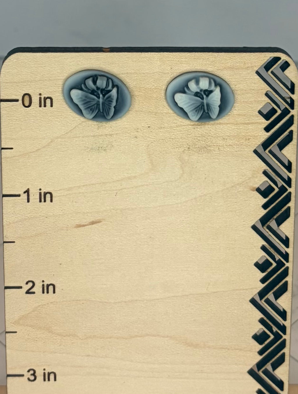 Vintage-Inspired Cameo Stud Earrings with Stainless Steel Posts